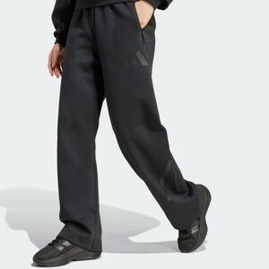 ✨Host pick✨ADIDAS ADIDAS Z.N.E. BARREL PANTS with Excellent Condition